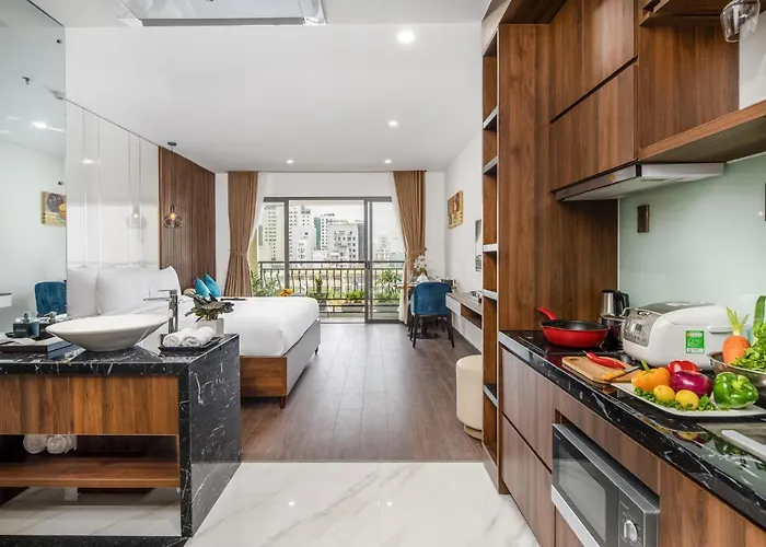 Sharon Hotel And Apartment Danang