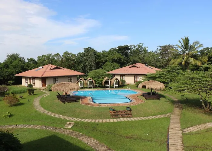 Hibiscus Garden Hotel Tissamaharama