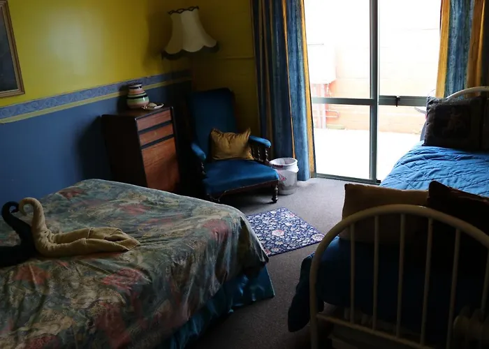 Atlantis Backpackers Hostel Picton