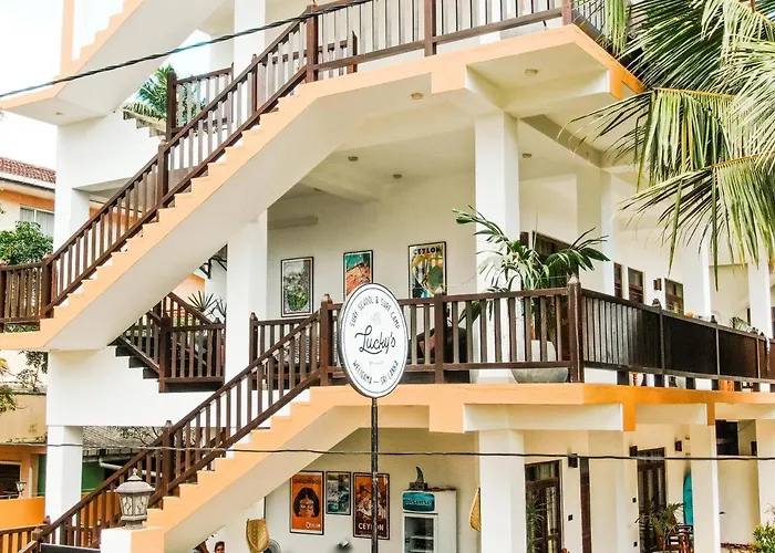 Lucky'S Surf Camp Bed & Breakfast Weligama