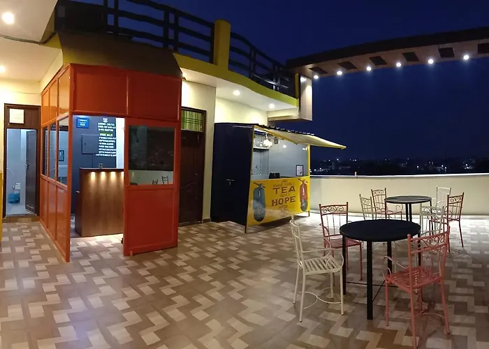 Hashtag Traveler'S Hostel Lucknow