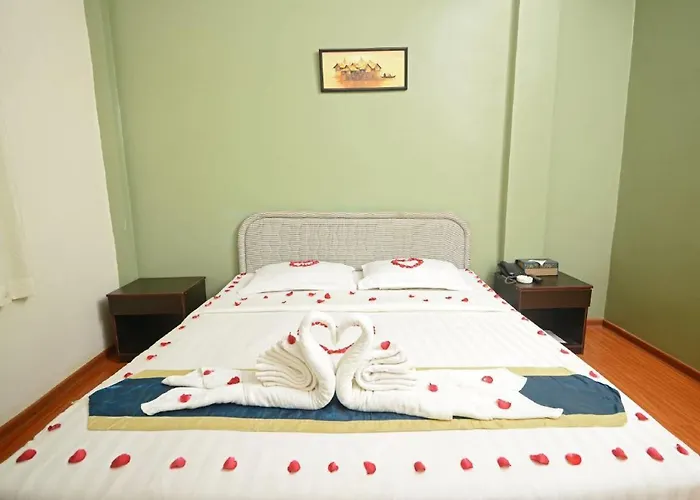 Supreme Hotel Yangon