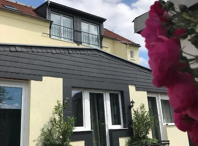 Hochwertige Studio Apartments & Wohnungen Ideal Fuer Geschaeftsreisende Und Monteure In Oberhausen