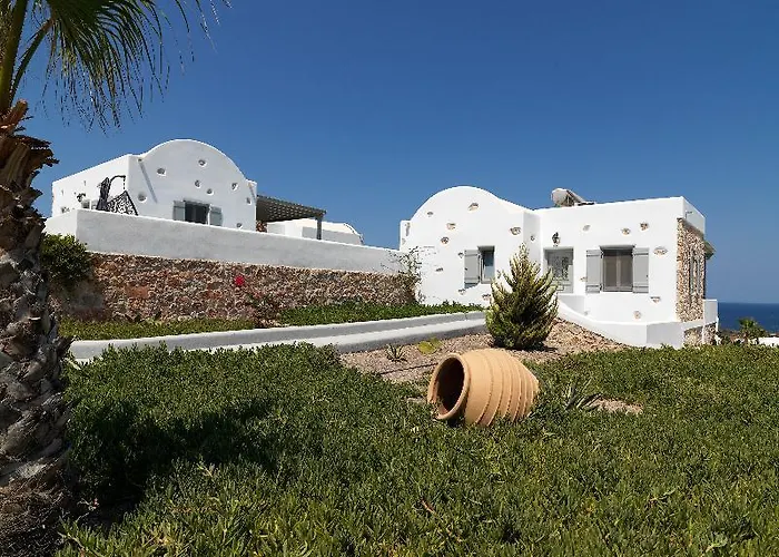 Desiterra Resort Suites & Villas Karterados 