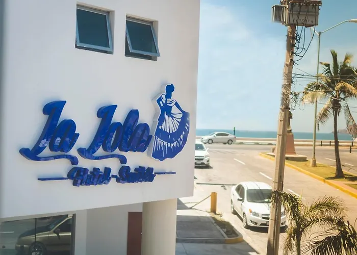 La Lola Hotel & Suites Mazatlan