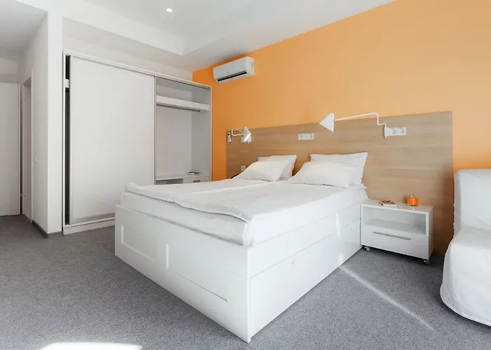 Orange Hotel Odesa