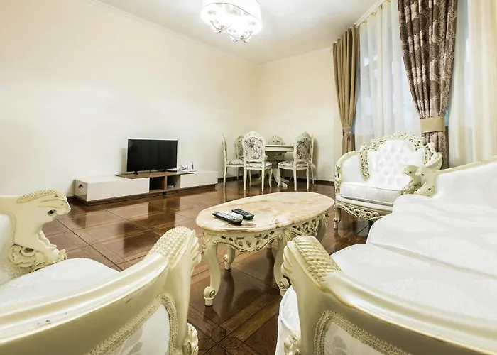 Sweet Home 8 Vip At Freedom Square Tbilisi