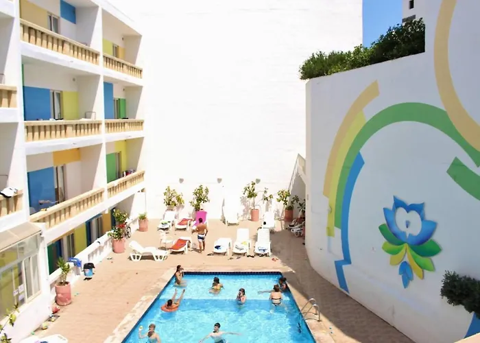 Nsts Campus Residence And Hostel Msida